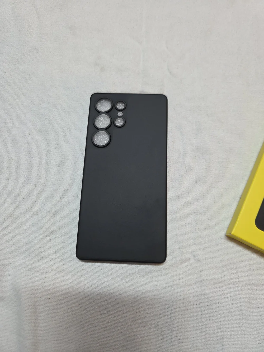Black  Cellphone Case for Galaxy S25 Ultra